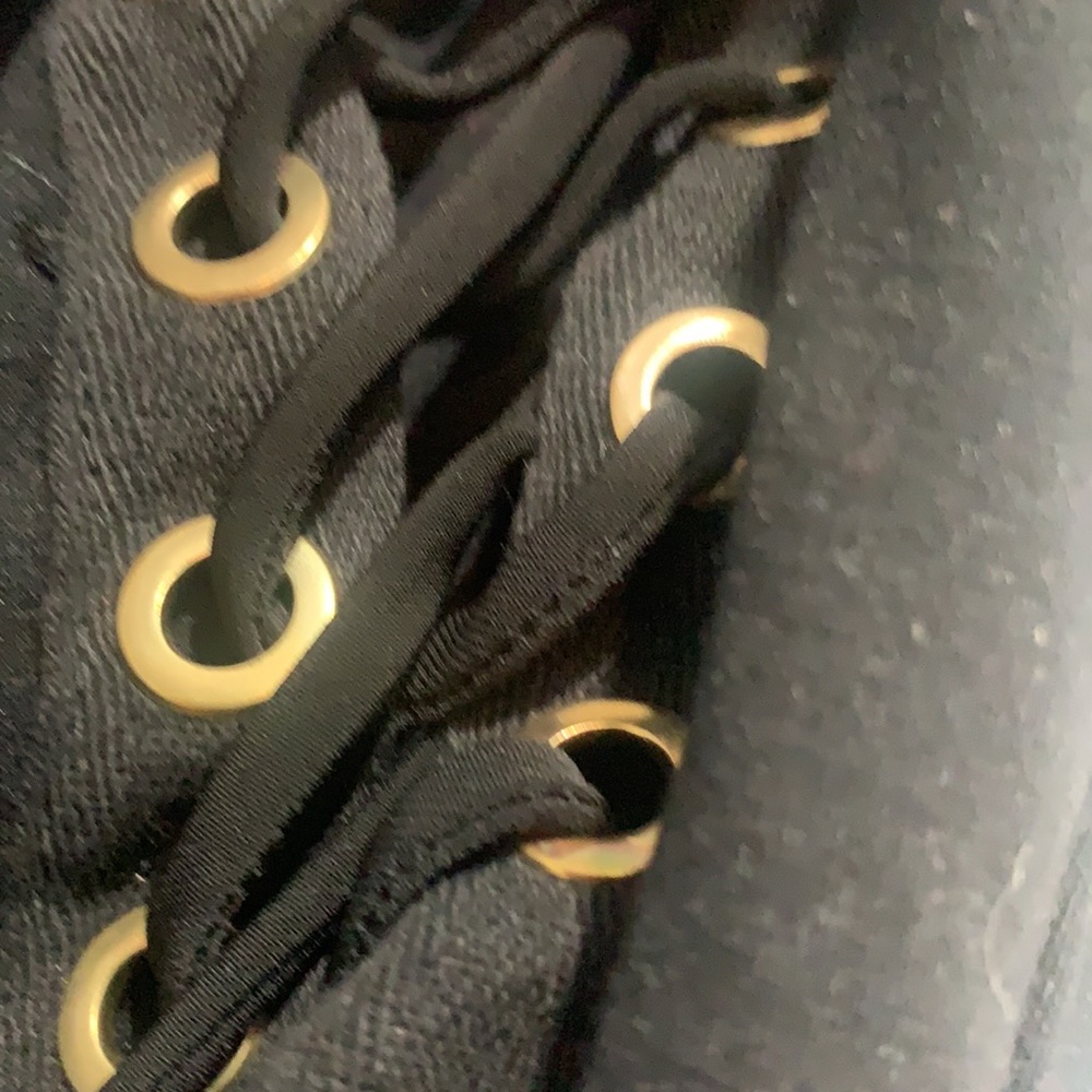 Dress - Picture 5 of 7